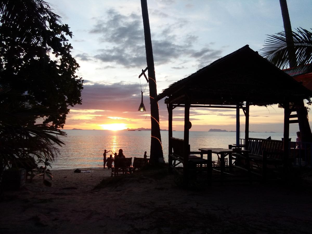 Готель I - Talay Taling Ngam Samui - เขา ป่า นา เล ตลิ่งงาม สมุย Екстер'єр фото